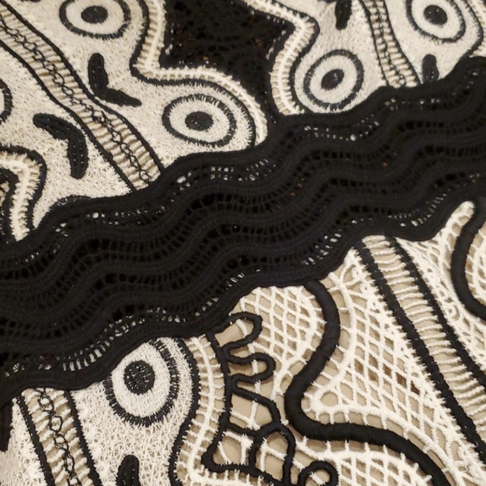 SEA New York Lola Crochet Lace Dress XS 2 - Picture 6 of 11